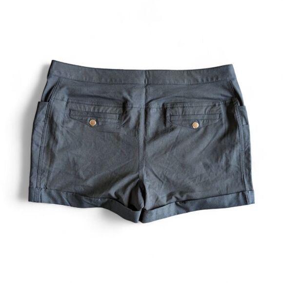 ZYIA Not just A Trail Activewear Black Cuffed Shorts Extra Media Pockets Sz XXXL - Picture 6 of 10